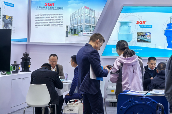 Kotak gear SGR di Bauma China 2024